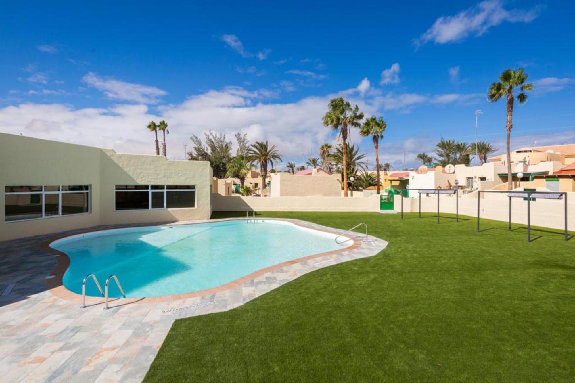 8145B - Bonito Bungalow Коста Калма Экстерьер фото
